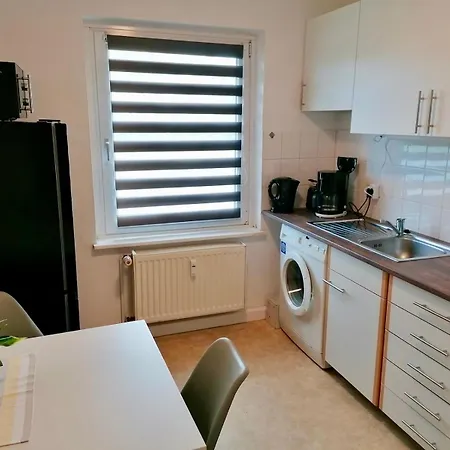 Lägenhet Ferien- Und Monteurwohnung In Nr 7 *